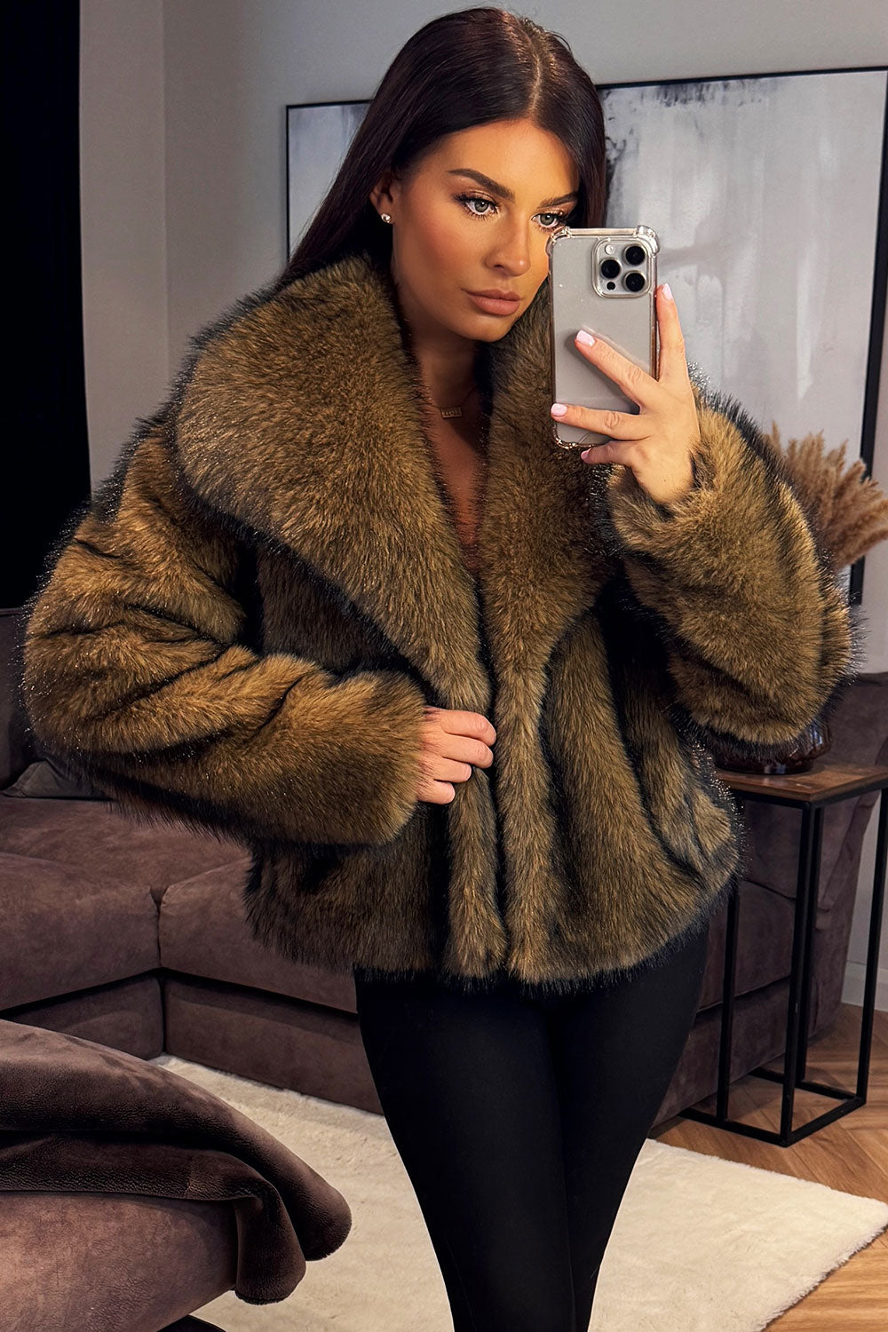 Catherine | Women’s short plush faux fur jacket