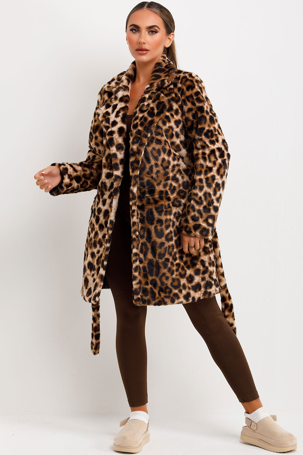 Jersey | Women’s belted faux fur coat with lapel collar