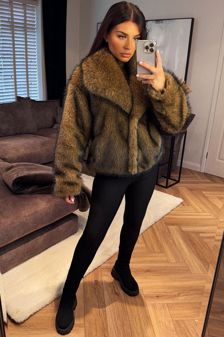 Catherine | Women’s short plush faux fur jacket