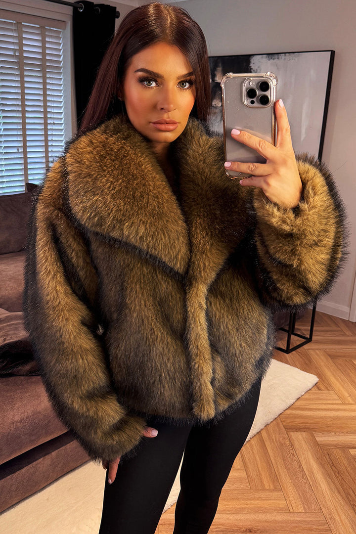 Catherine | Women’s short plush faux fur jacket