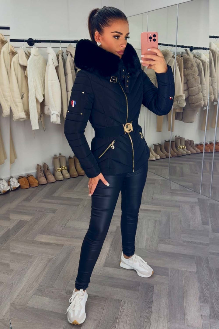 Dalia | Women’s belted puffer jacket with faux-fur hood