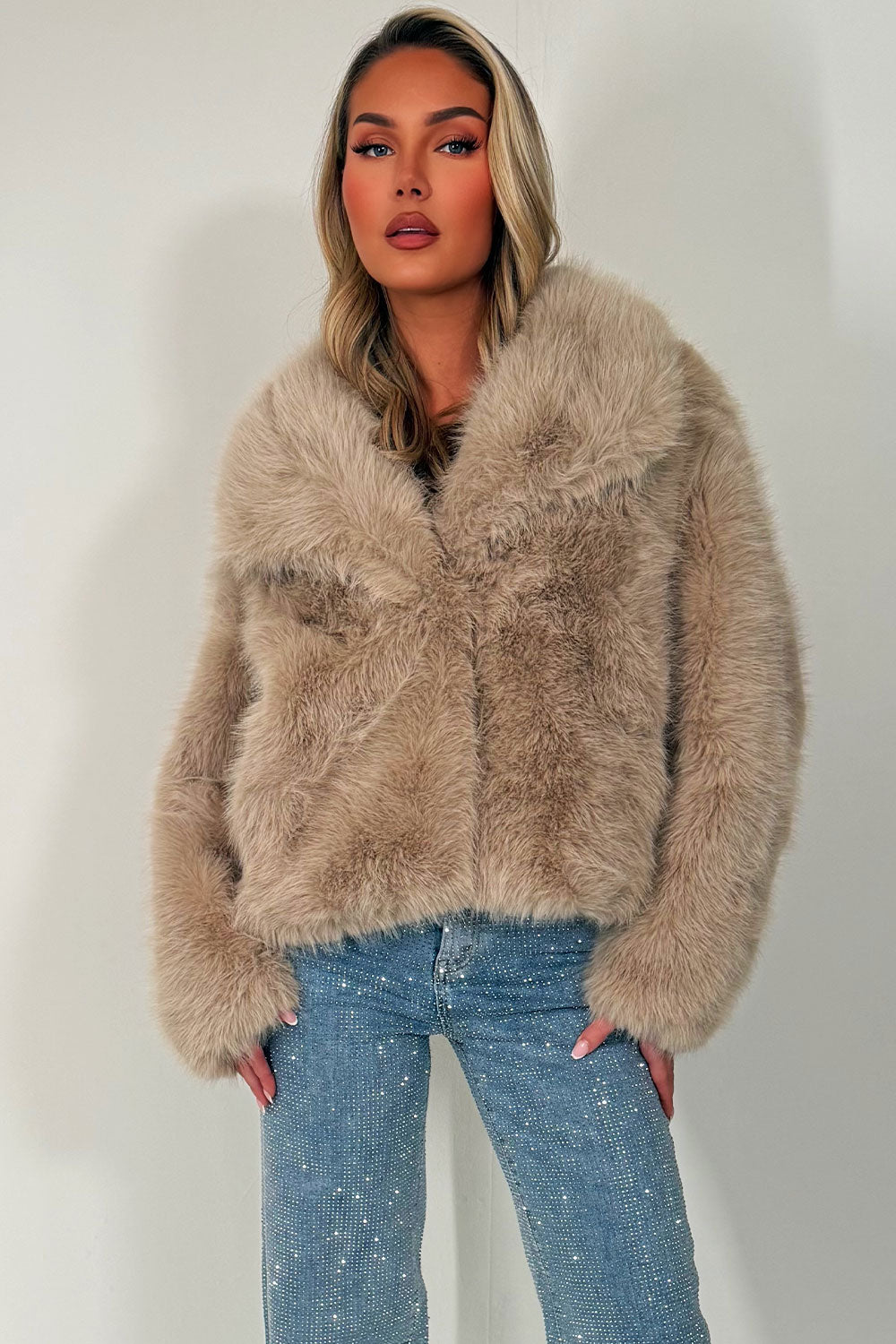 Emera | Women’s collared faux fur jacket
