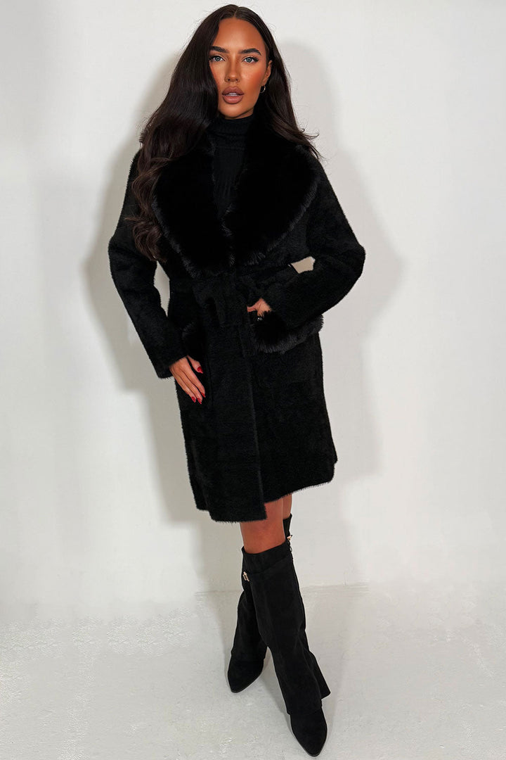 Harley | Women’s belted coat with faux fur collar