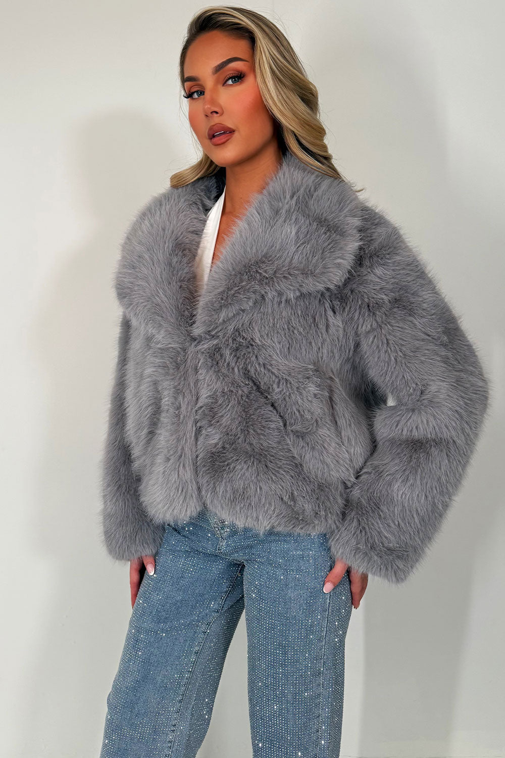 Ellis | Women’s collared faux fur jacket