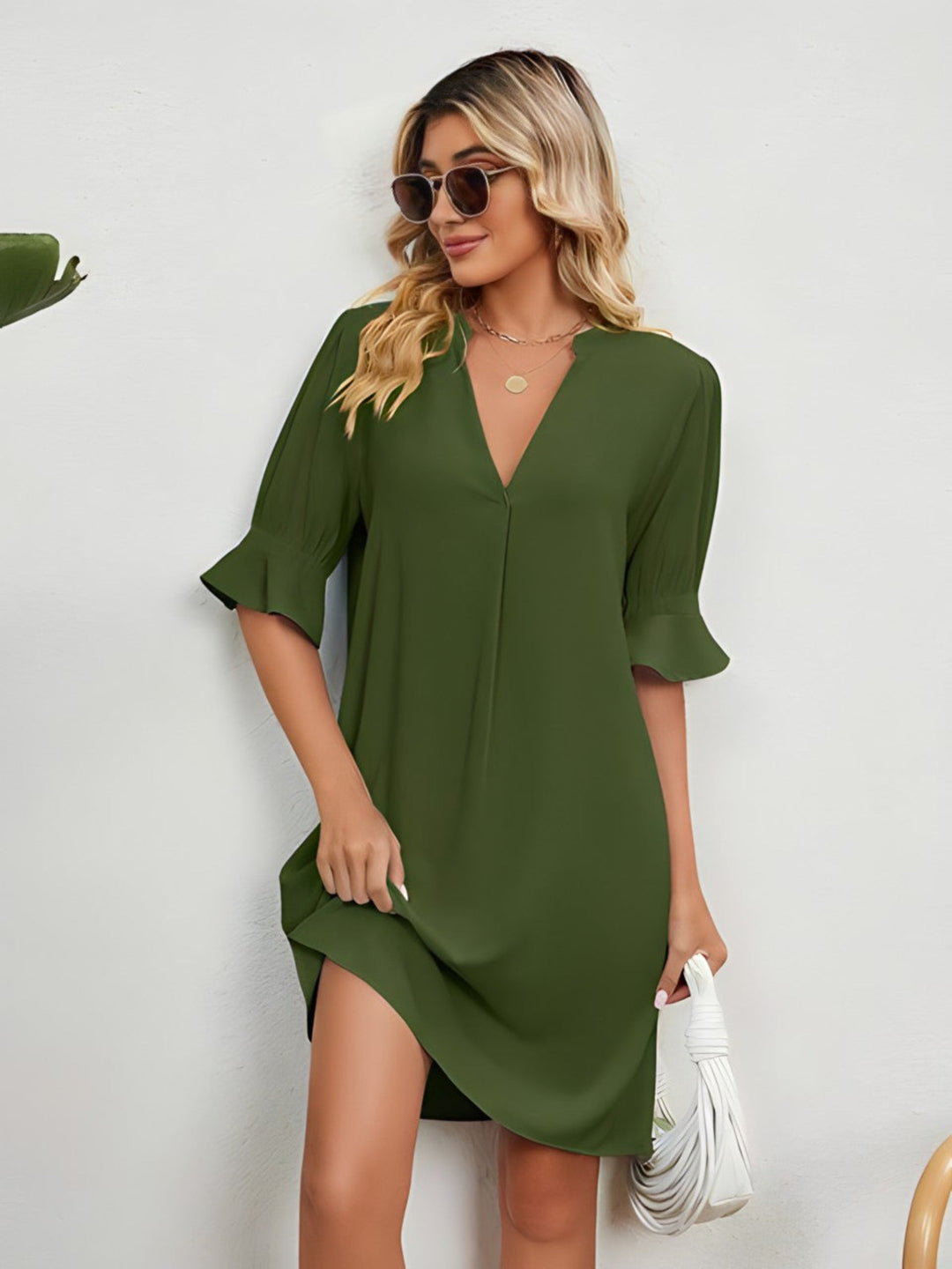 Baila | Women's casual pleated knee-length dress with v-neck