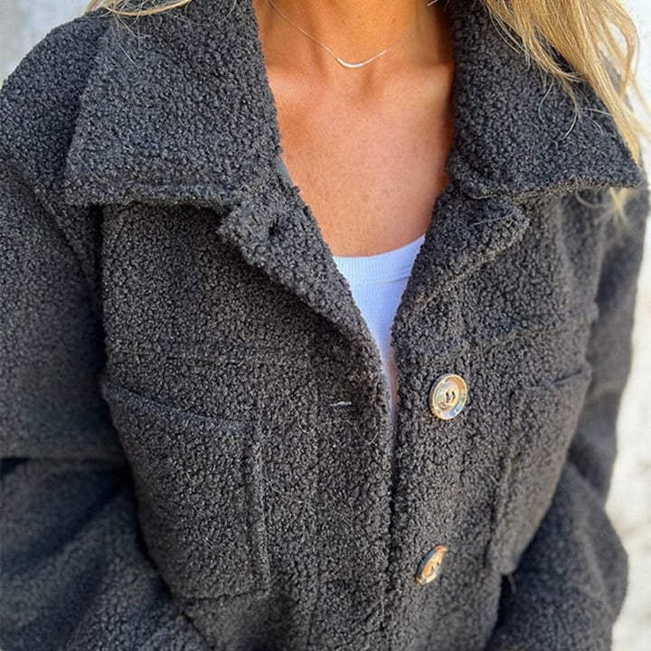 Kensley | Women’s teddy fleece button-up jacket with patch pockets
