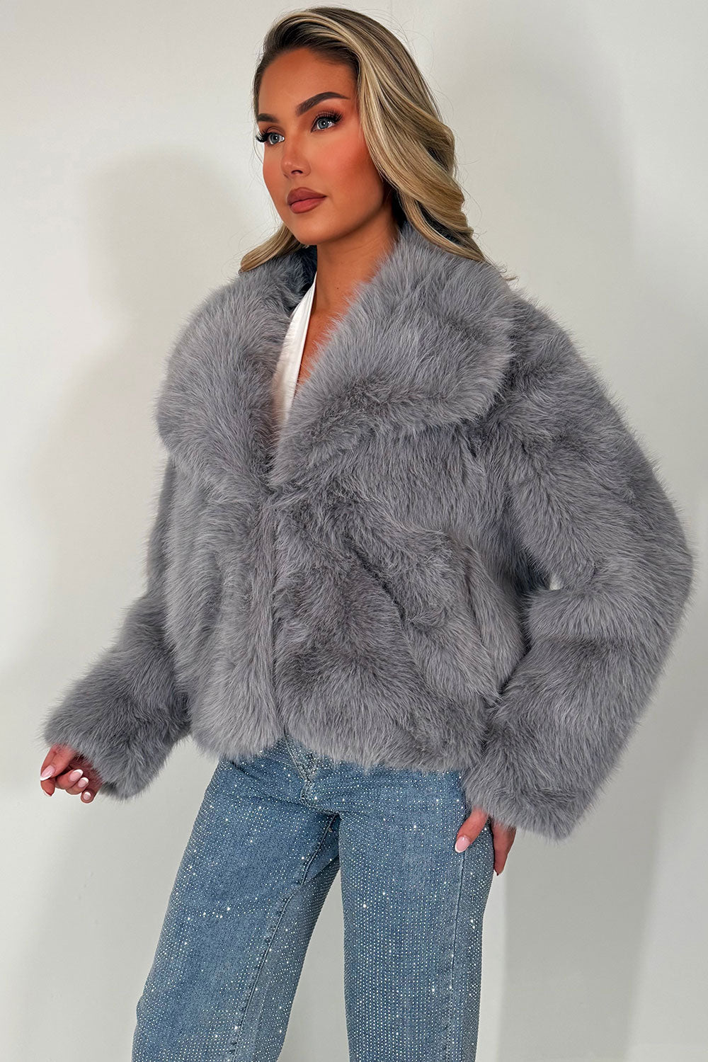 Ellis | Women’s collared faux fur jacket