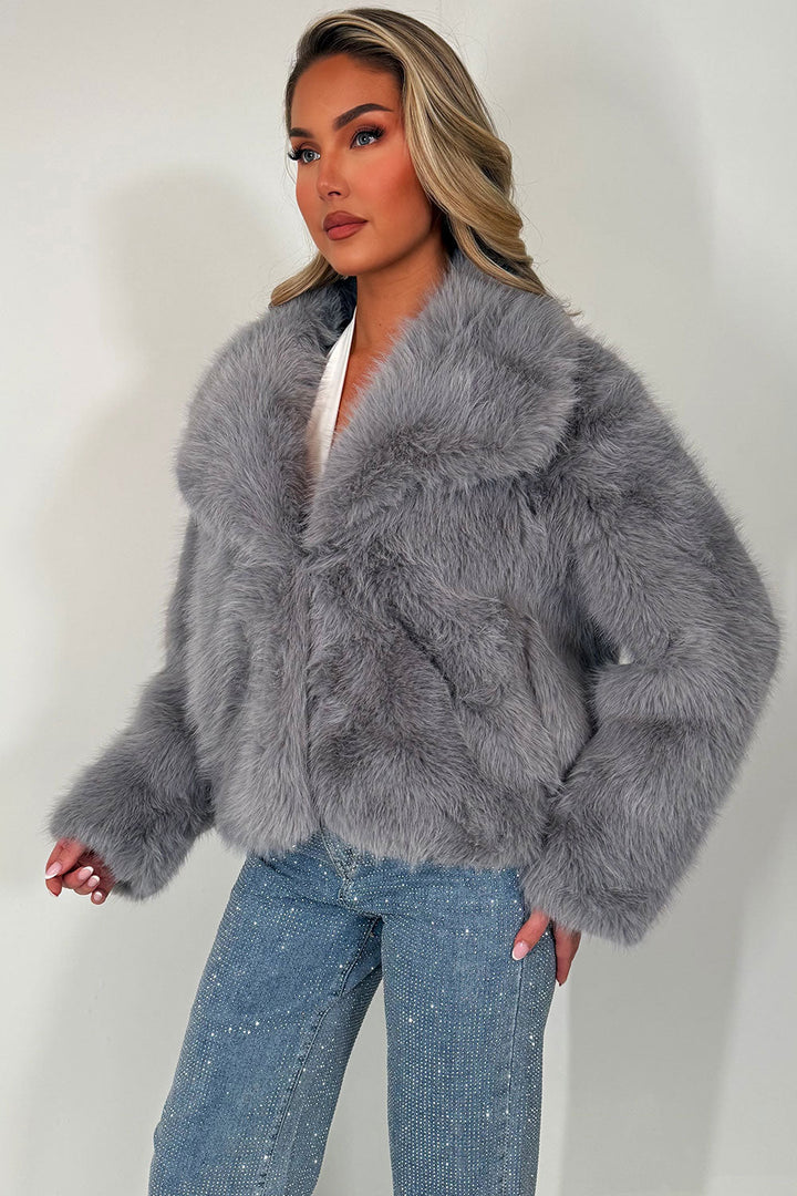 Ellis | Women’s collared faux fur jacket