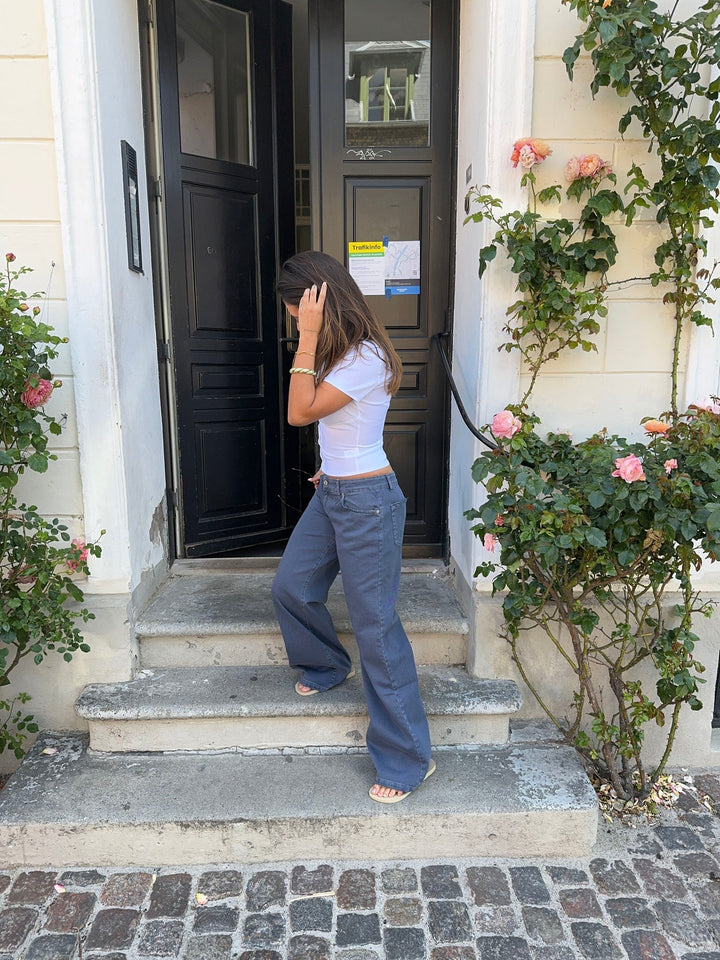 Kaia | Women’s baggy jeans with wide fit and versatile waist