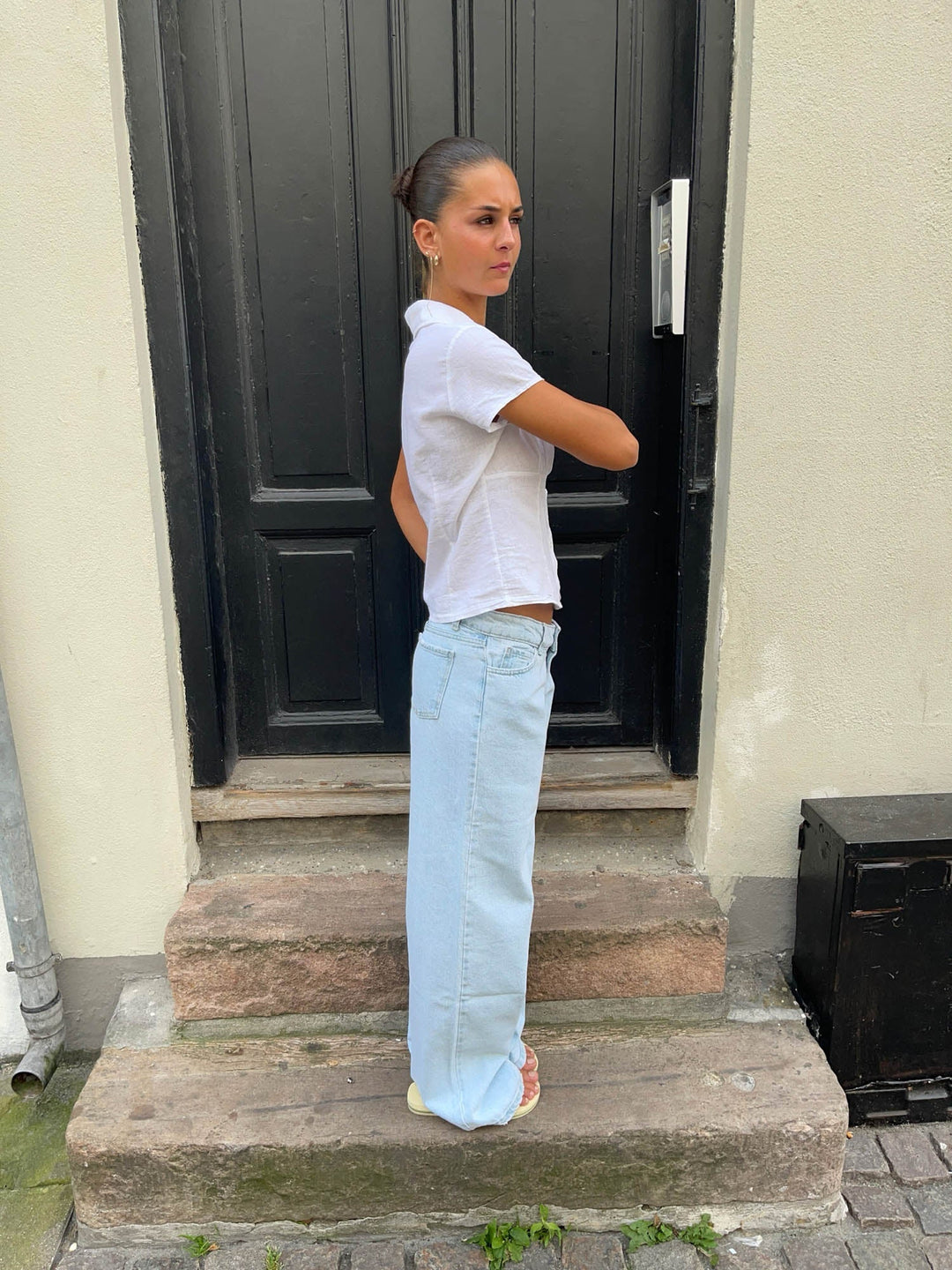 Yasmin | Women’s classic jeans with high waist and straight legs