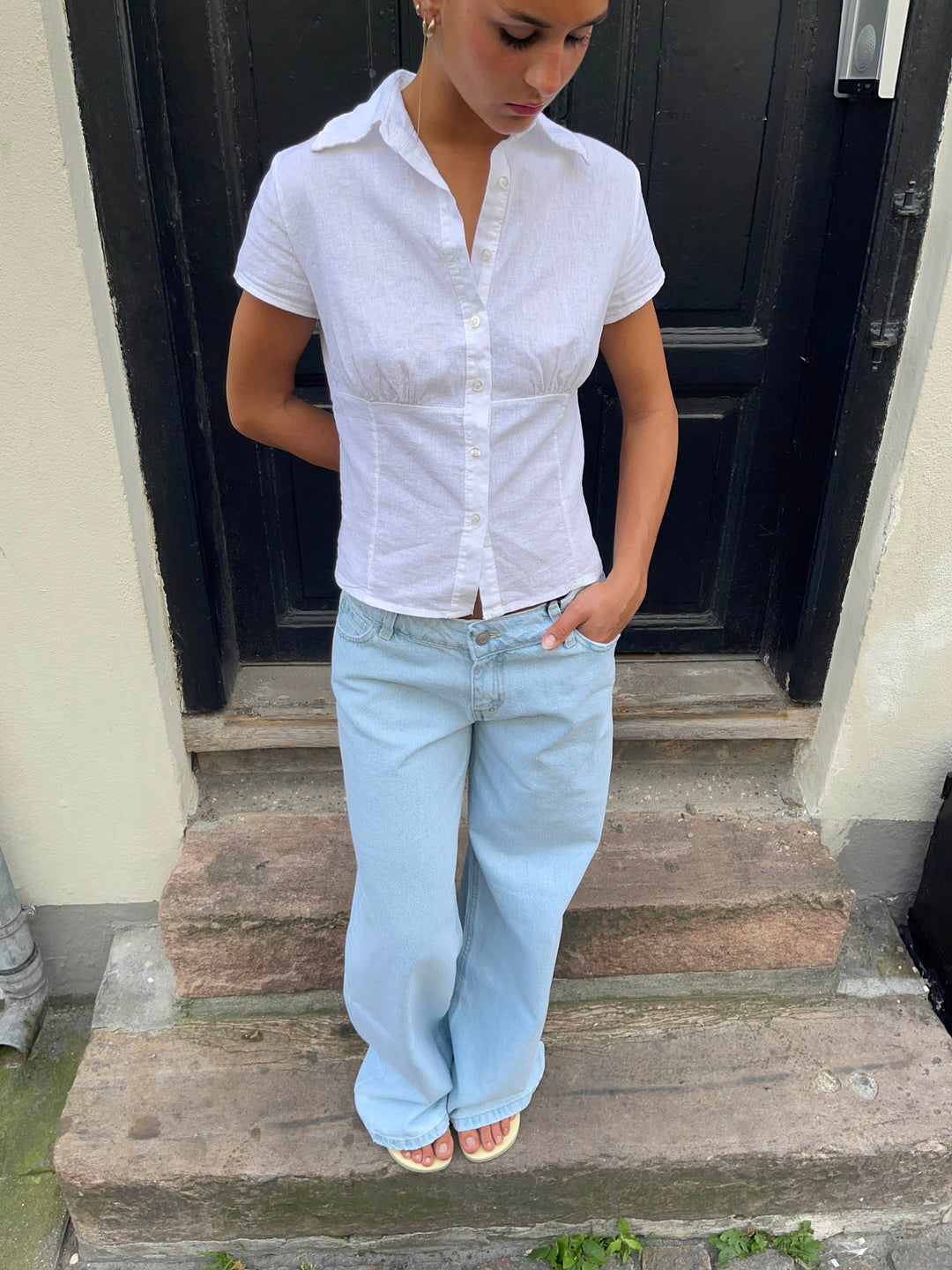 Yasmin | Women’s classic jeans with high waist and straight legs