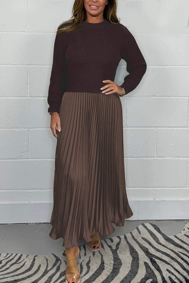 Viv | Women’s knitted sweater with cable pattern and folded collar