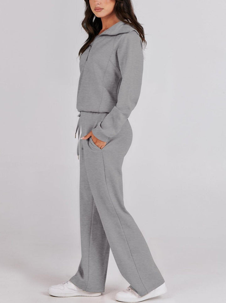 Alma | Women’s two-piece lounge set with long sleeves and zip detail
