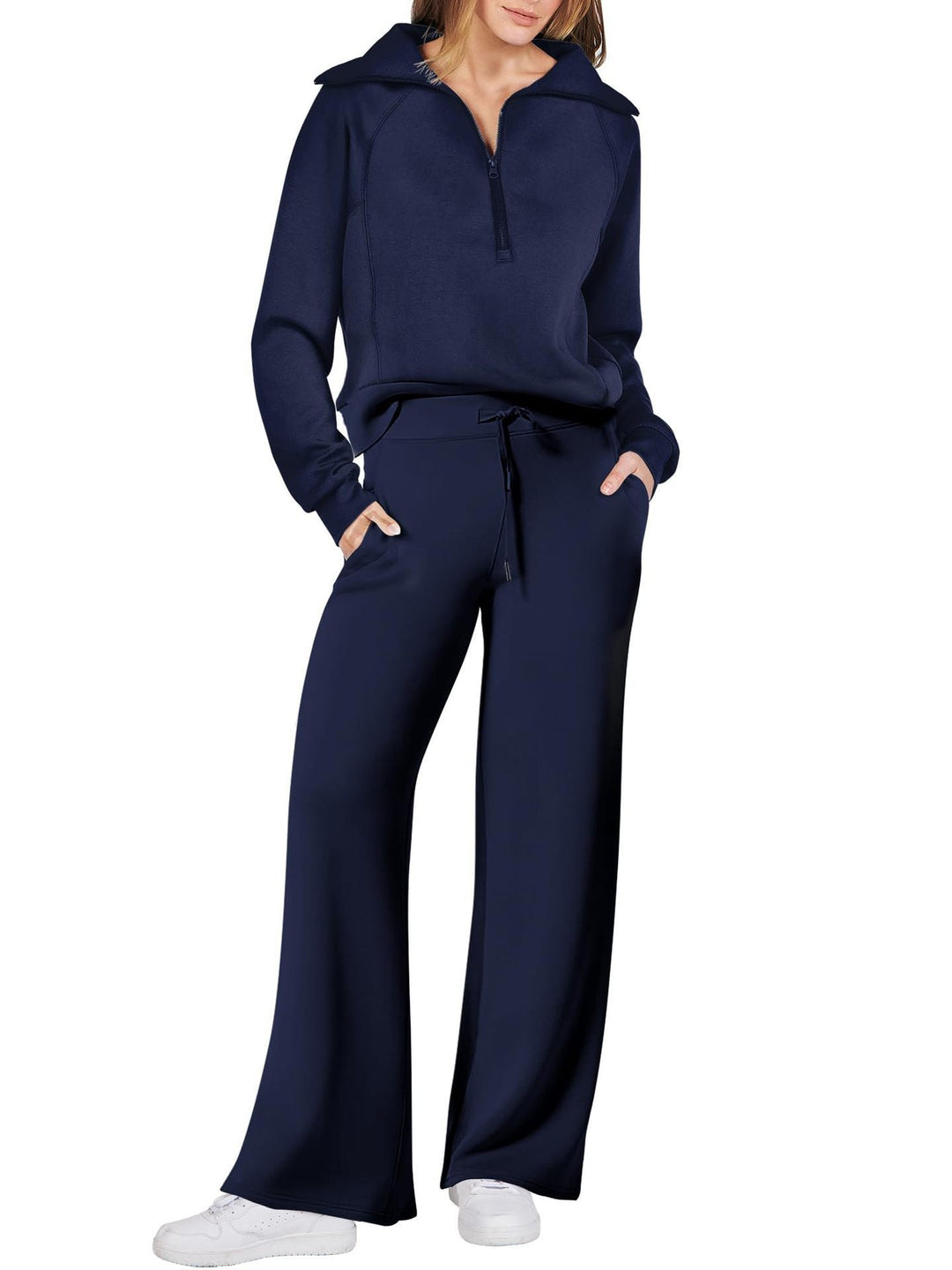 Alma | Women’s two-piece lounge set with long sleeves and zip detail