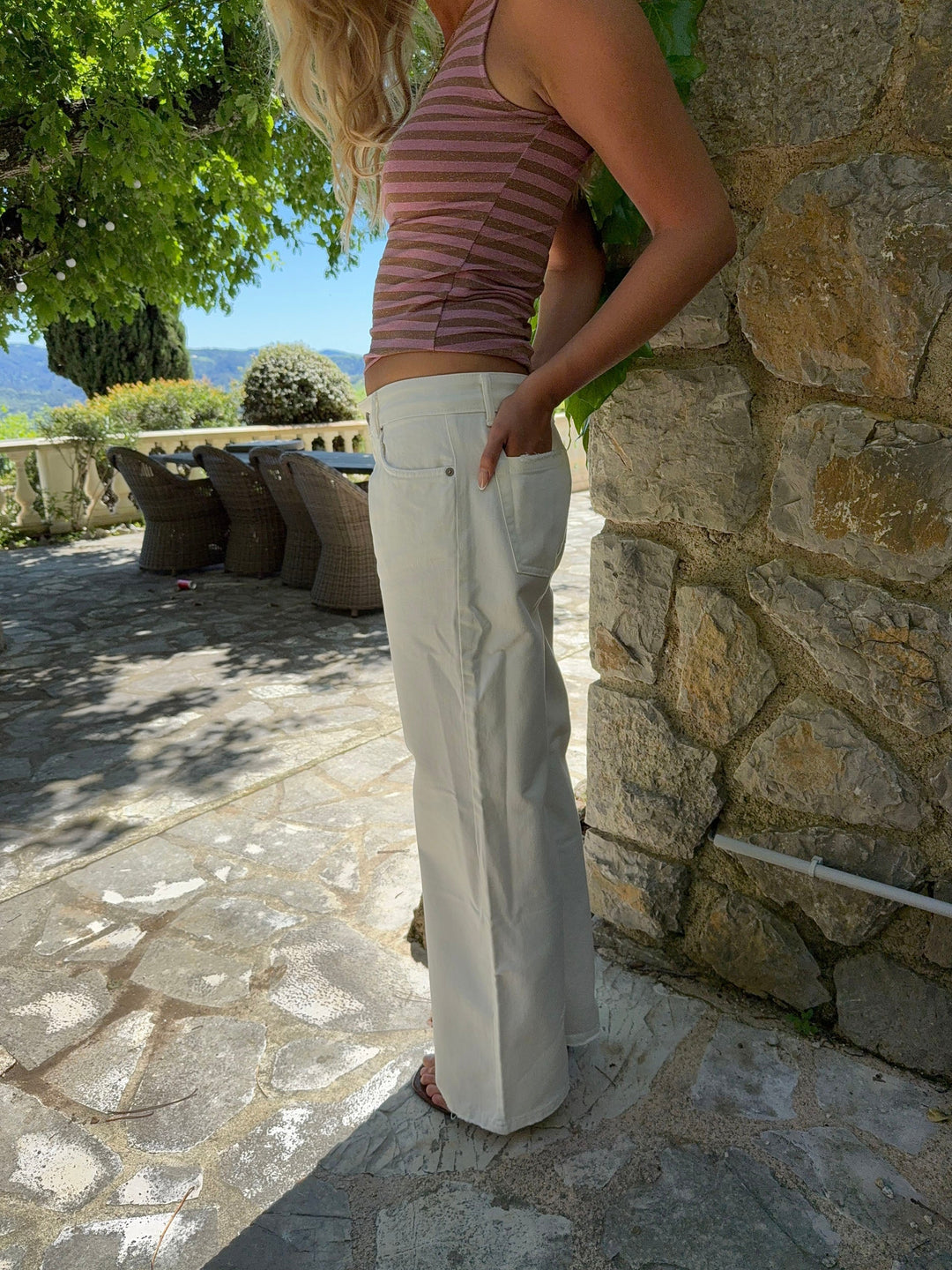 Beca | Women’s wide-leg jeans with side and back pockets