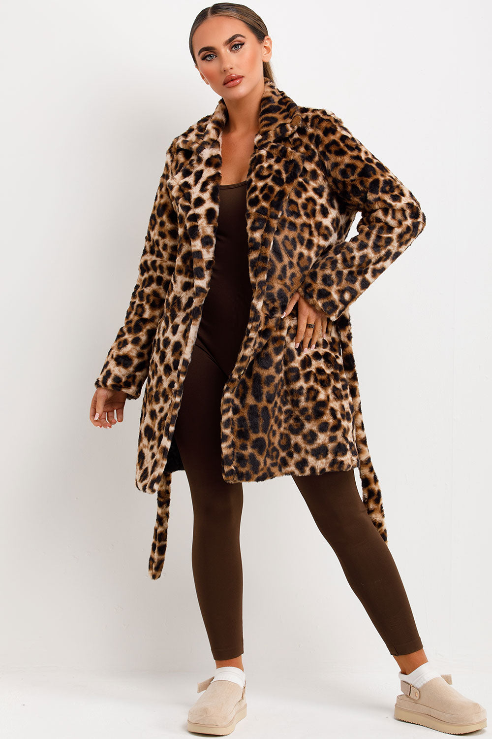 Jersey | Women’s belted faux fur coat with lapel collar