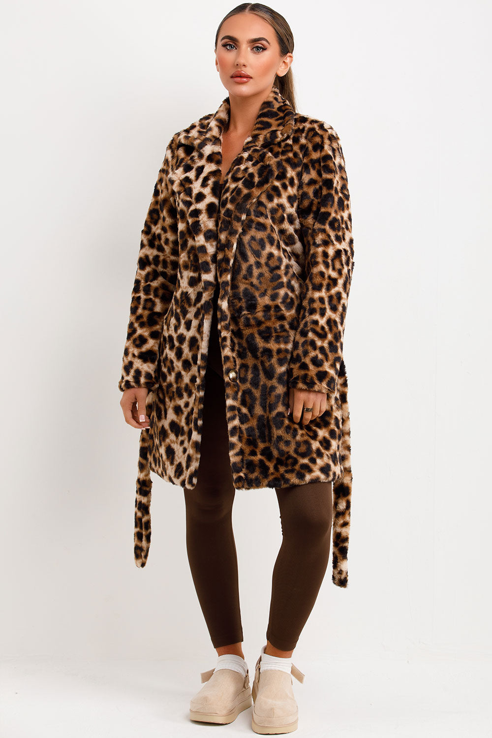 Jersey | Women’s belted faux fur coat with lapel collar