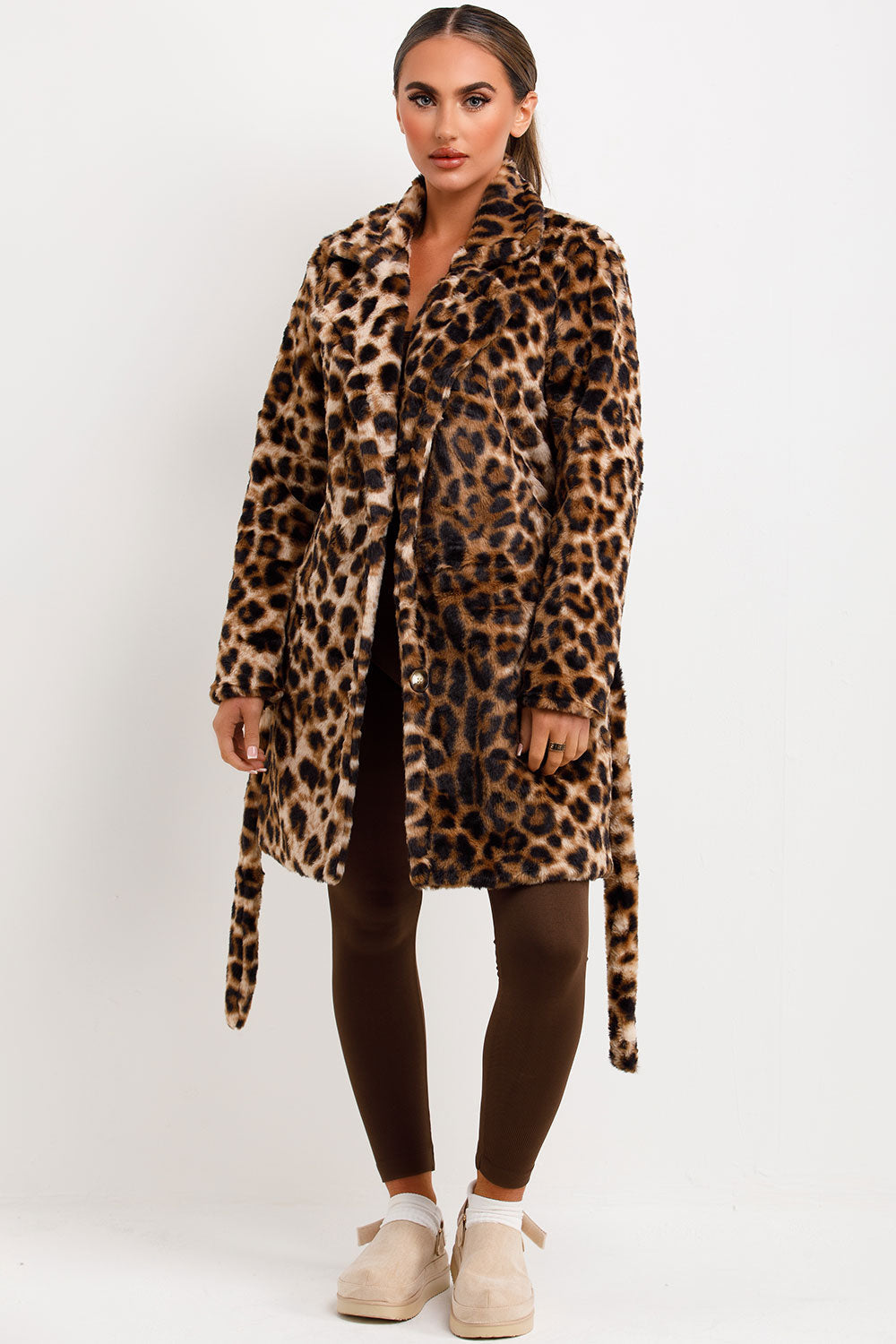 Jersey | Women’s belted faux fur coat with lapel collar