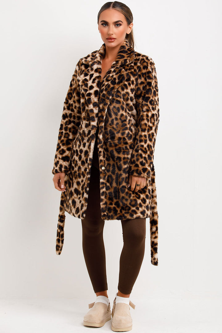 Jersey | Women’s belted faux fur coat with lapel collar