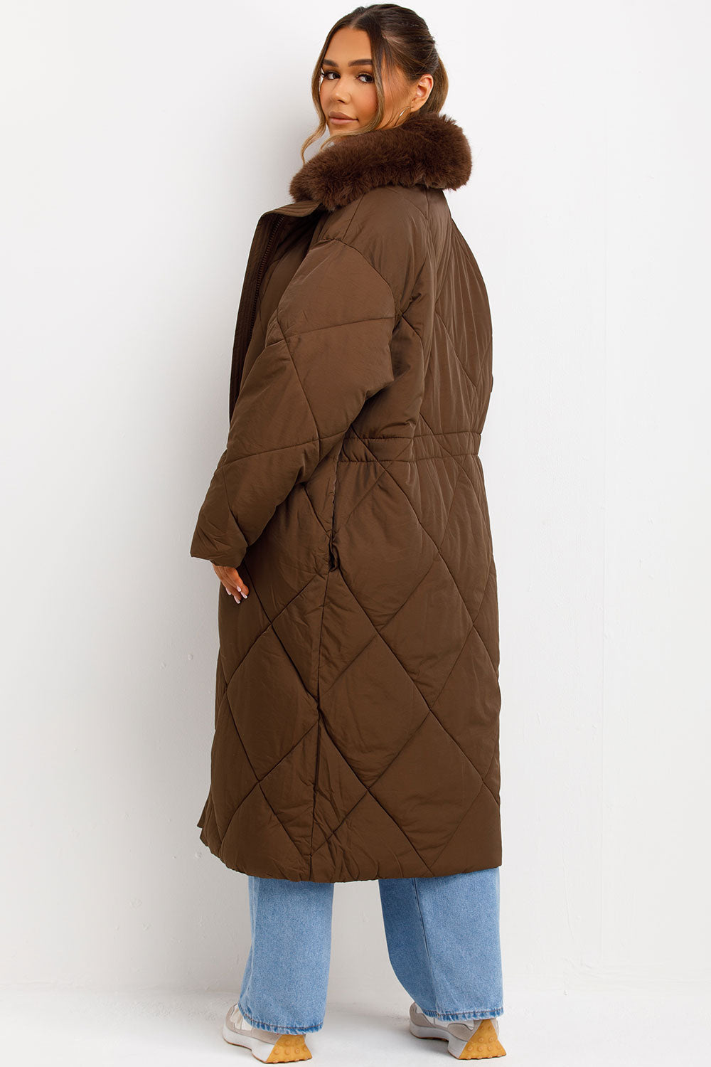 Avelina | Women’s long puffer quilted winter coat with faux fur collar