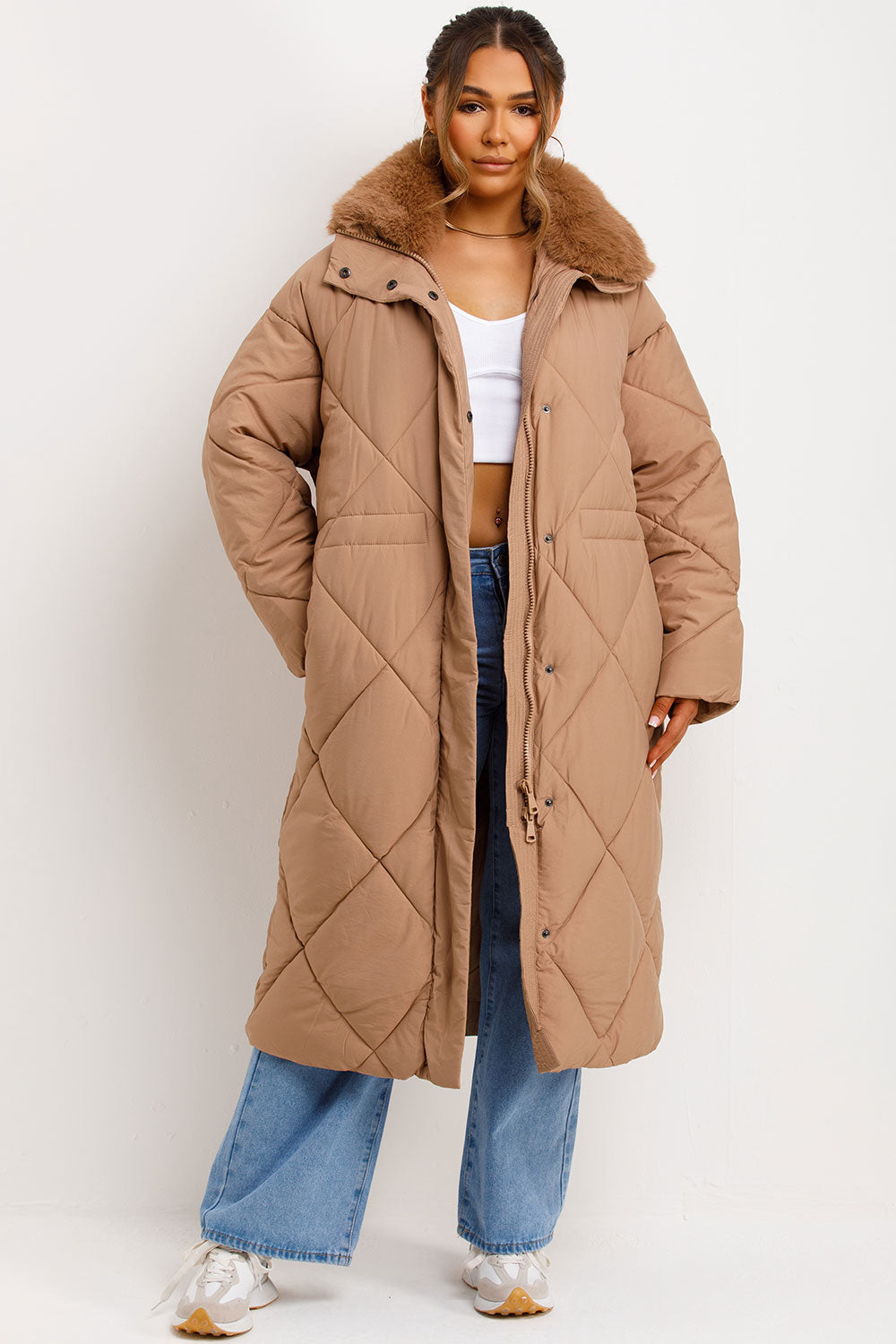 Violette | Women’s long quilted puffer coat with faux fur collar