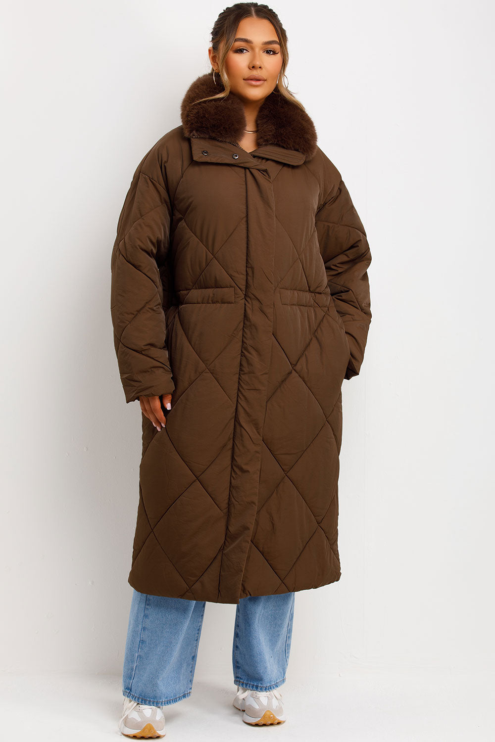 Avelina | Women’s long puffer quilted winter coat with faux fur collar