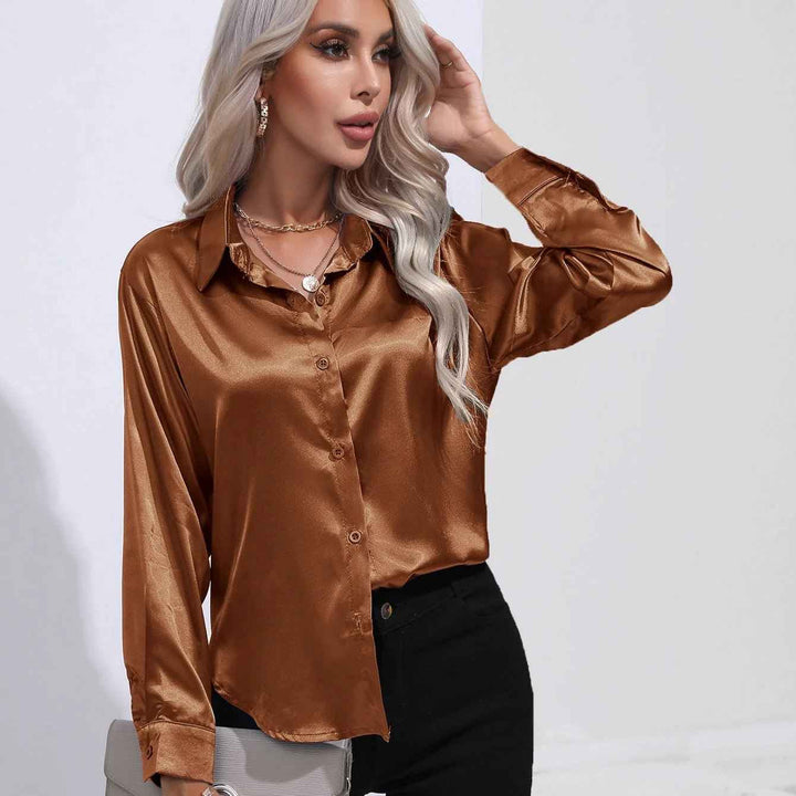 Giulia | Shiny blouse with a glossy finish for elegant styling