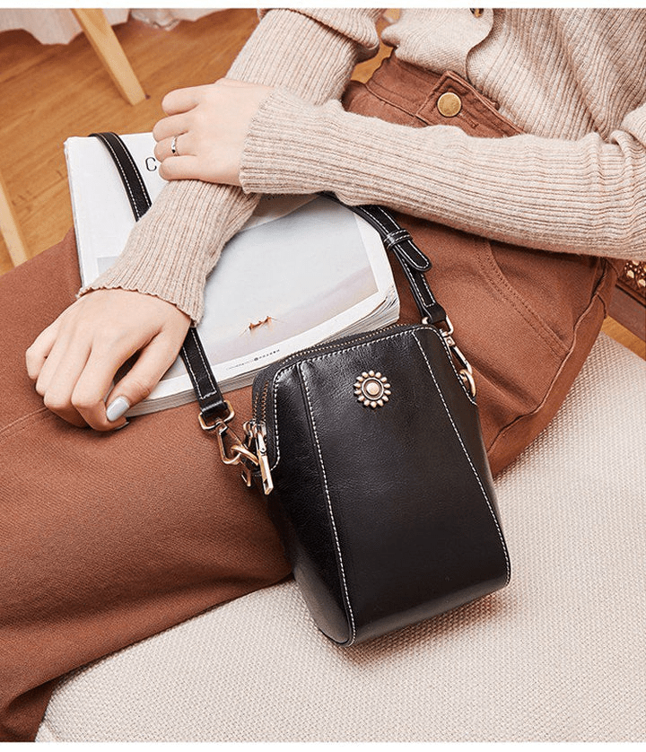 Ema | Retro Crossbody Leather Bag