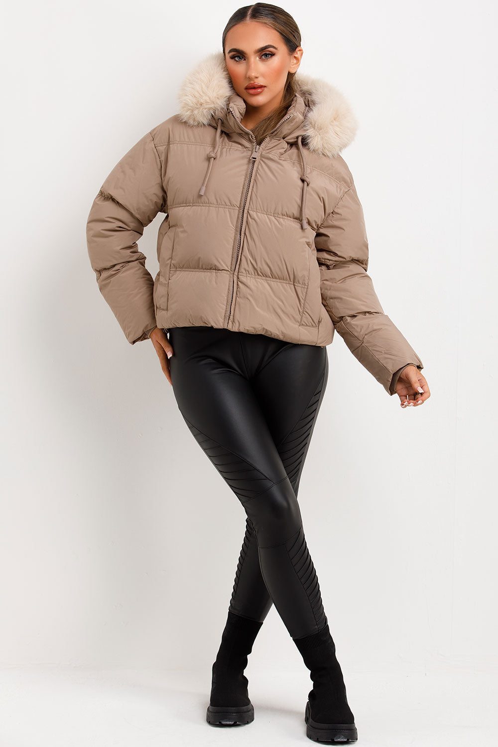 Zephy | Women’s puffer jacket with faux fur hood