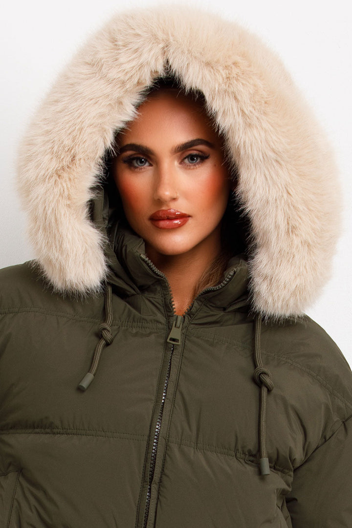 Princess | Women’s cropped puffer jacket with faux fur hood