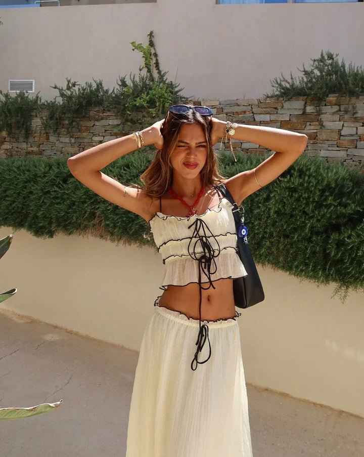 Sofia | Two-piece boho set with ruffles and lace-up details