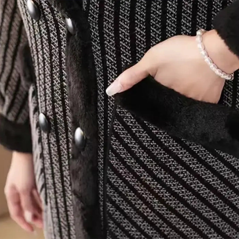 Sarin | Women’s double-breasted mid-length coat with a soft plush seasonal lining