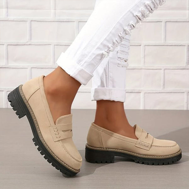 Naomi | Women's loafers with slip-on fit