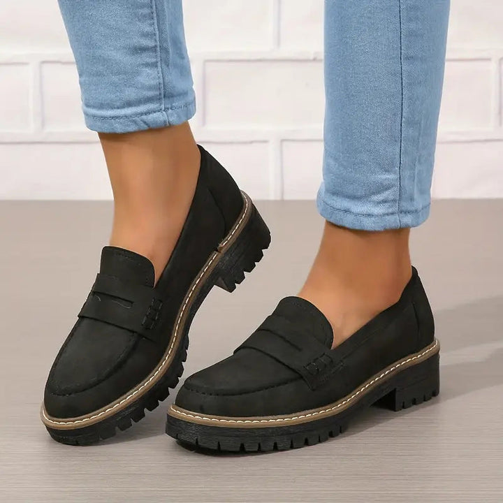 Naomi | Women's loafers with slip-on fit
