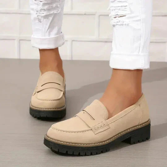 Naomi | Women's loafers with slip-on fit