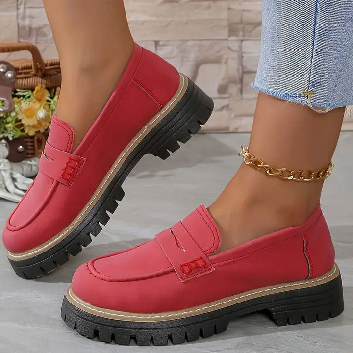 Naomi | Women's loafers with slip-on fit