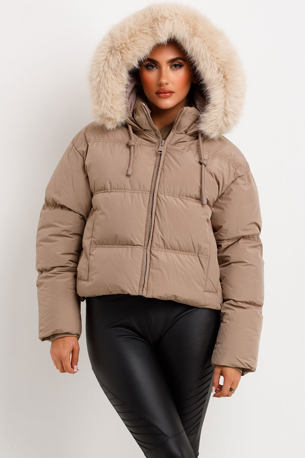 Zephy | Women’s puffer jacket with faux fur hood