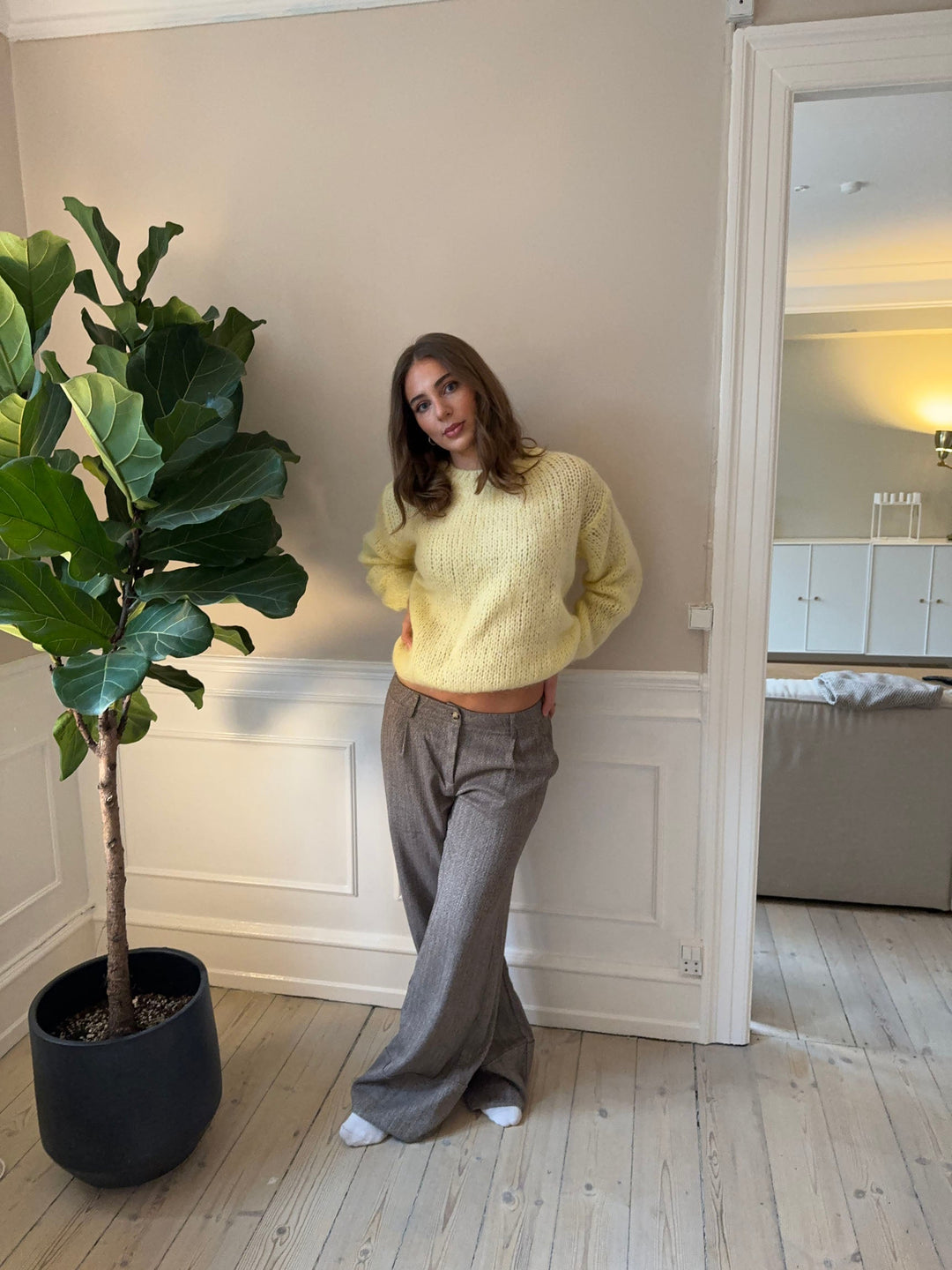 Jenny | Women’s oversized knit sweater with round neck and draped silhouette