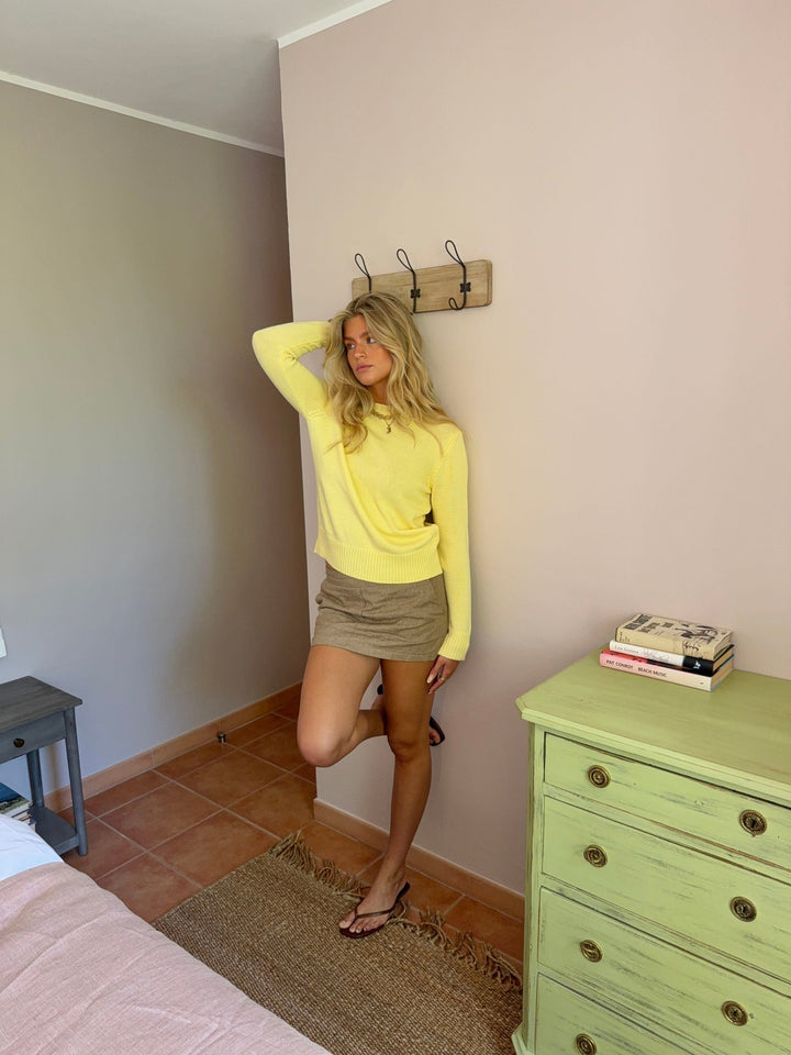 Sia | Women’s cotton knit sweater with crew neckline and clean silhouette