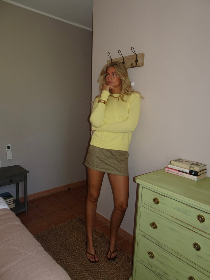 Sia | Women’s cotton knit sweater with crew neckline and clean silhouette