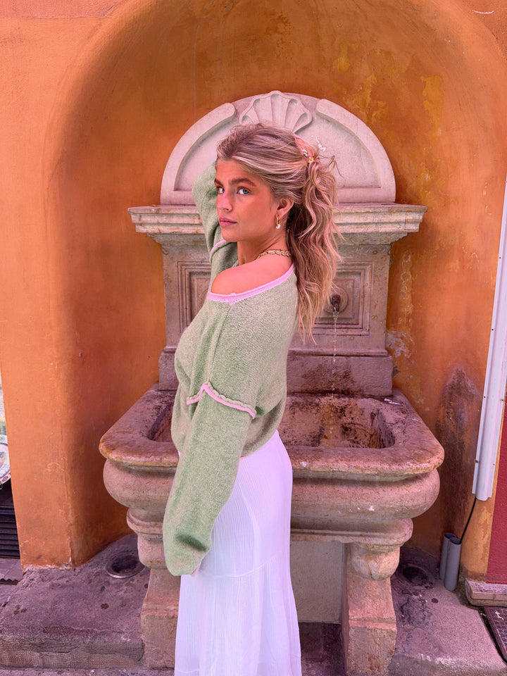 Lucy | Women’s knit sweater with contrast details and boxy silhouette